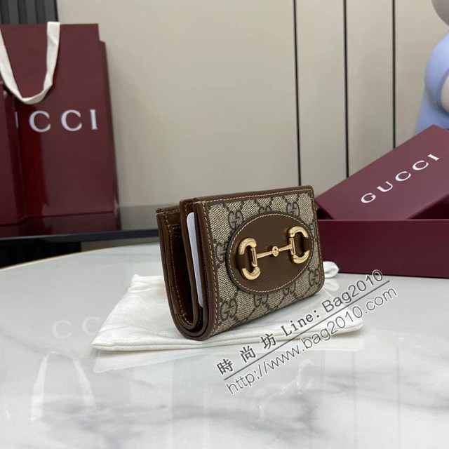 Gucci專櫃古馳最新款馬銜扣短夾錢包 jh2977型號：726846